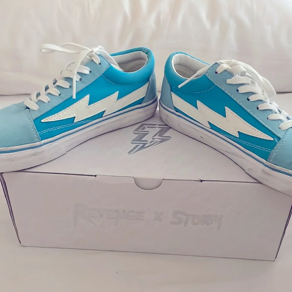 Revenge X storm bolt blue - Picture 2 of 11